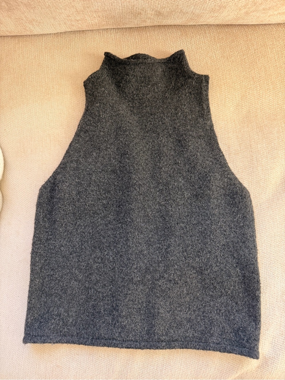 Dynamite Charcoal Gray Sleeveless Turtleneck Sweater